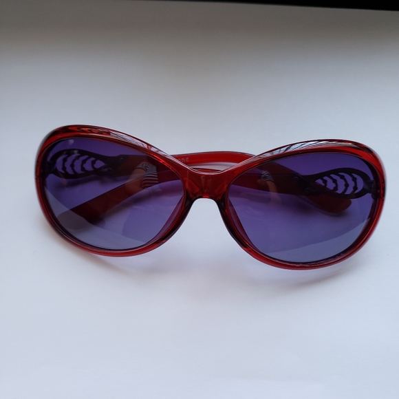 Sun Glasses - Picture 5 of 5